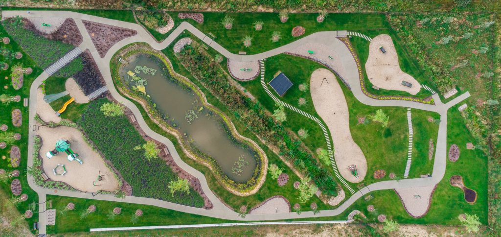 Plac zabaw dla każdego dziecka: jak tworzyć przestrzenie, które naprawdę łączą